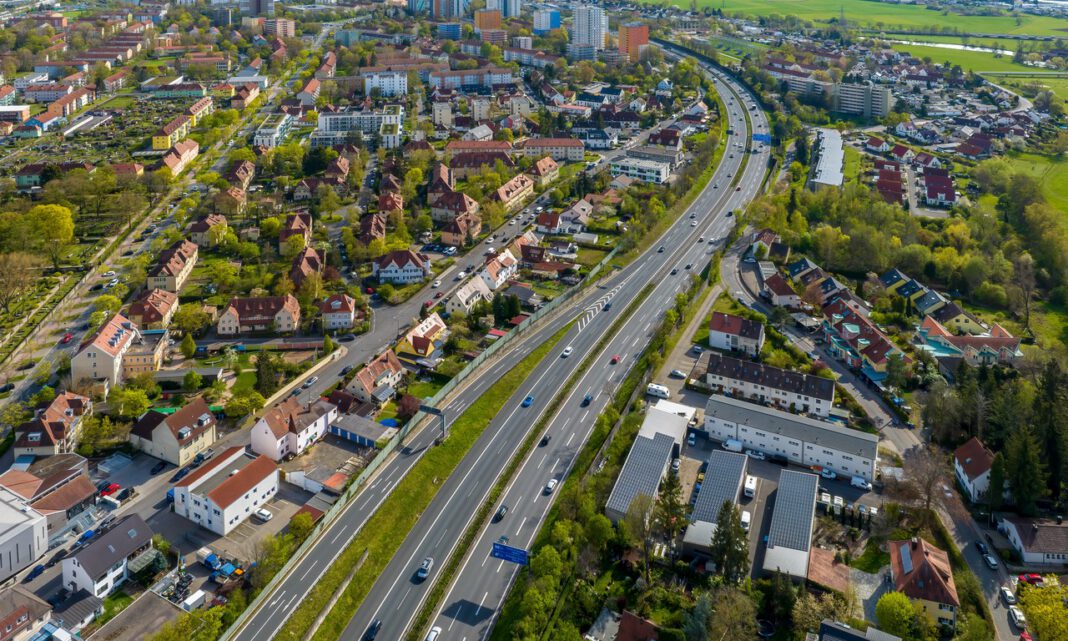 Erlangen startet Stadtentwicklungskonzept „Erlangen weiterdenken“ für die nächsten 15–20 Jahre Erlangen startet Stadtentwicklungskonzept „Erlangen weiterdenken“ für die nächsten 15–20 Jahre