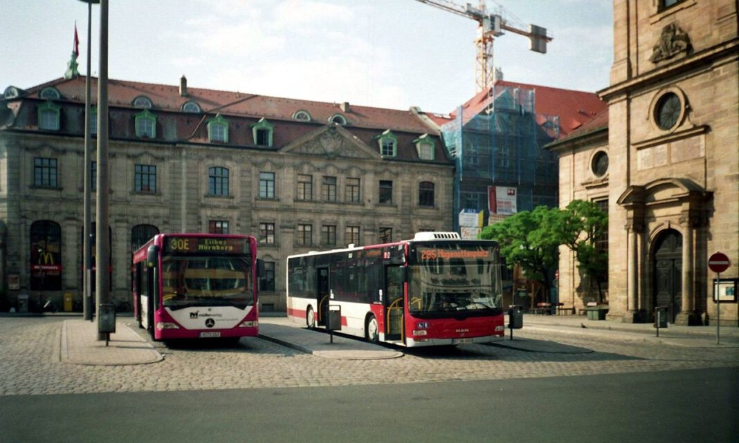 Stadtrat beschließt Ende des kostenlosen Innenstadtverkehrs in Erlangen zum Jahreswechsel 2026/2027